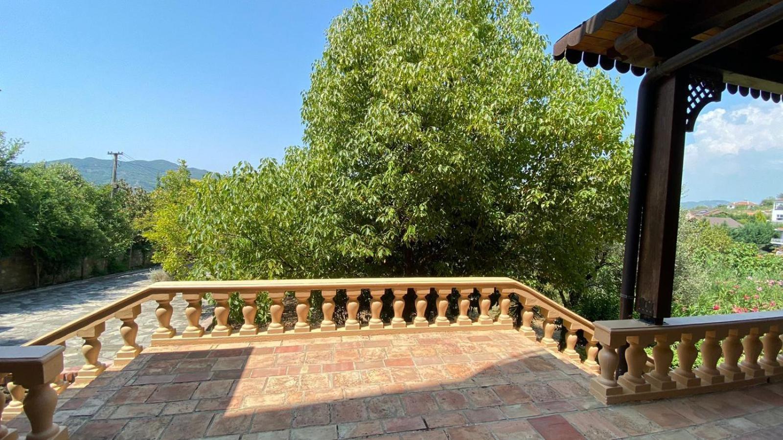 Villa Mugs Laknas Exterior photo